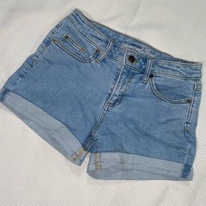 UNIVERSAL THREAD Jean Shorts